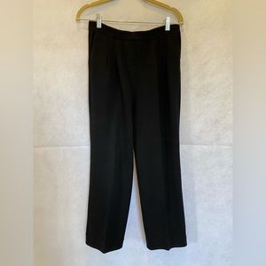 ST. JOHN BASICS Vintage Black Knit Pants w/pleats. Size 10